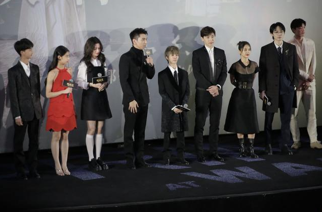 《晴雅集》首映,王子文与郭敬明同框,却暴露她跟鞠婧祎差不多高