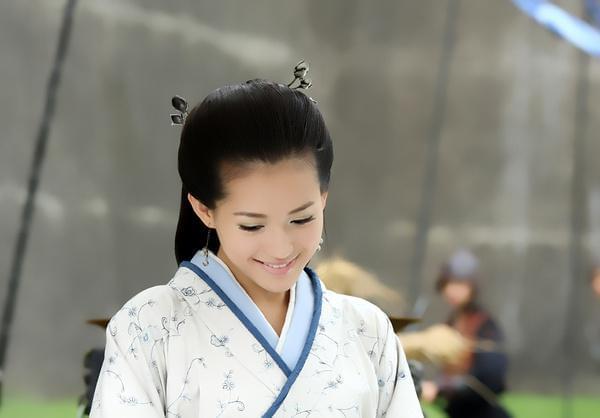 于荣光导演的天龙八部尔晴演阿朱乔峰丑段誉才是毁经典