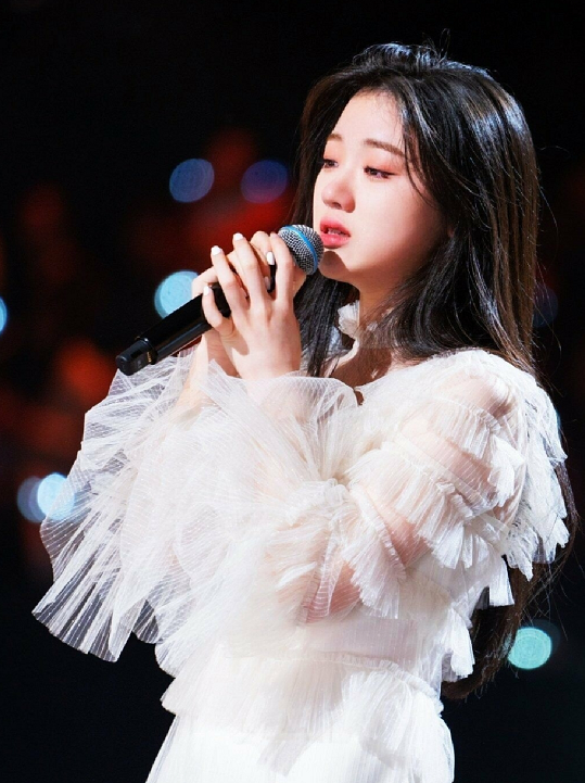 单依纯获得《好声音》冠军后,将迎来"首个舞台",顶流就是有排面