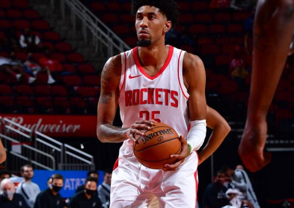 伍德有点像浓眉火箭巨头委婉挽留哈登他们仍想努力冲击总冠军