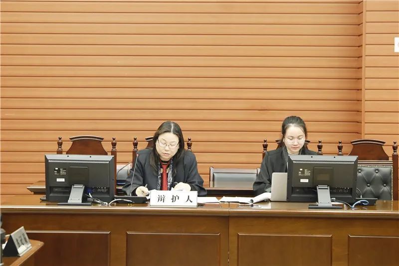 叶富兴周海承公开受审