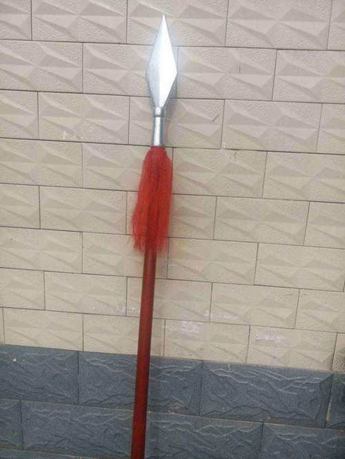 古代长枪的枪杆是用什么制作的不是铁普通人耍不起