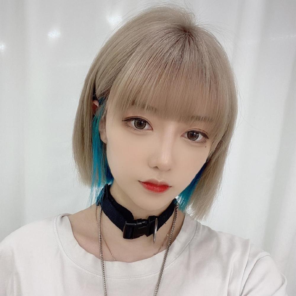 满分女陪玩咬米展现炫酷骑手形象多项技能成网友最心仪女友520不亏