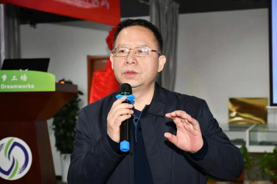 精准外科与再生医学国家地方联合工程研究中心李奇灵工