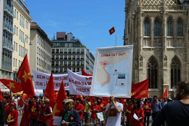 对越反击后越南三大亲华派结局如何其中一人来到中国逝于北京