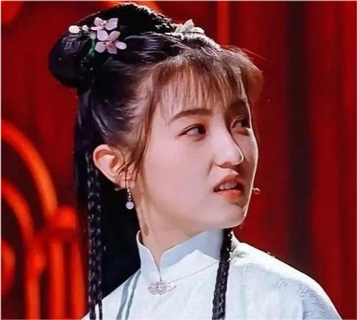 00后女明星人气排行:李庚希进前十,段奥娟第三,张子枫无缘榜首_腾讯