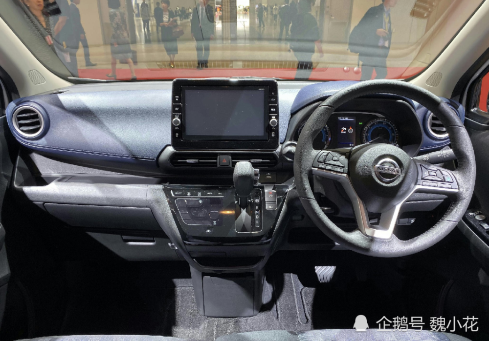 为了扳倒飞度,日产彻底放开了,全新"dayz"亮相,标配日产大沙发!