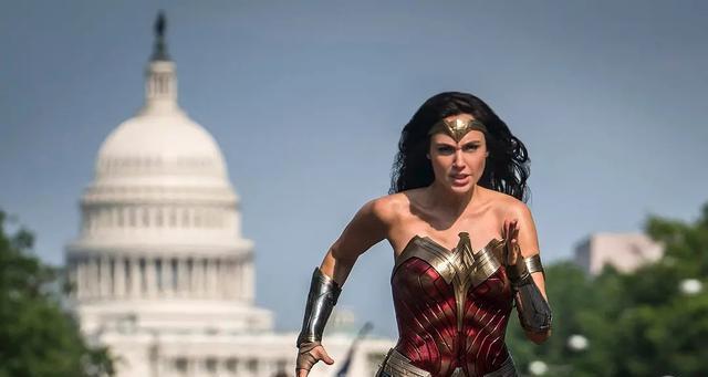 《神奇女侠1984》——当欲望吞噬你的灵魂,只有爱与希望才能挽救