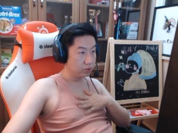 qu总顶级突破四杀,90度拉枪瞬秒两人,西安第一狙神又常规了|ququ|主播