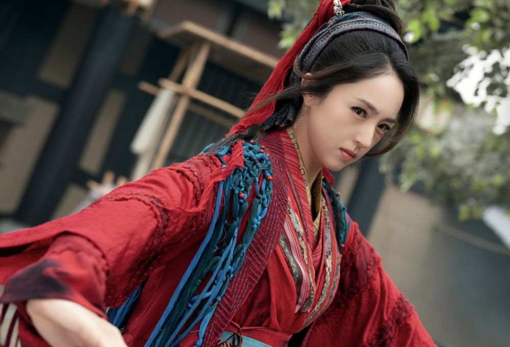 段九娘虽然下线了,但是活在观众的心中,而董璇这次饰