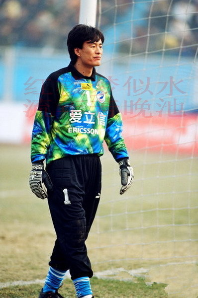 23年前的今天大连万达创造55场不败纪录老照片中球员你认得几个