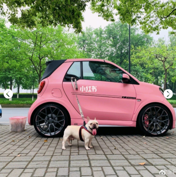 尤其是敞篷的,简直帅呆:但也有大刀阔斧改动的,尤其是人民币玩家,改装