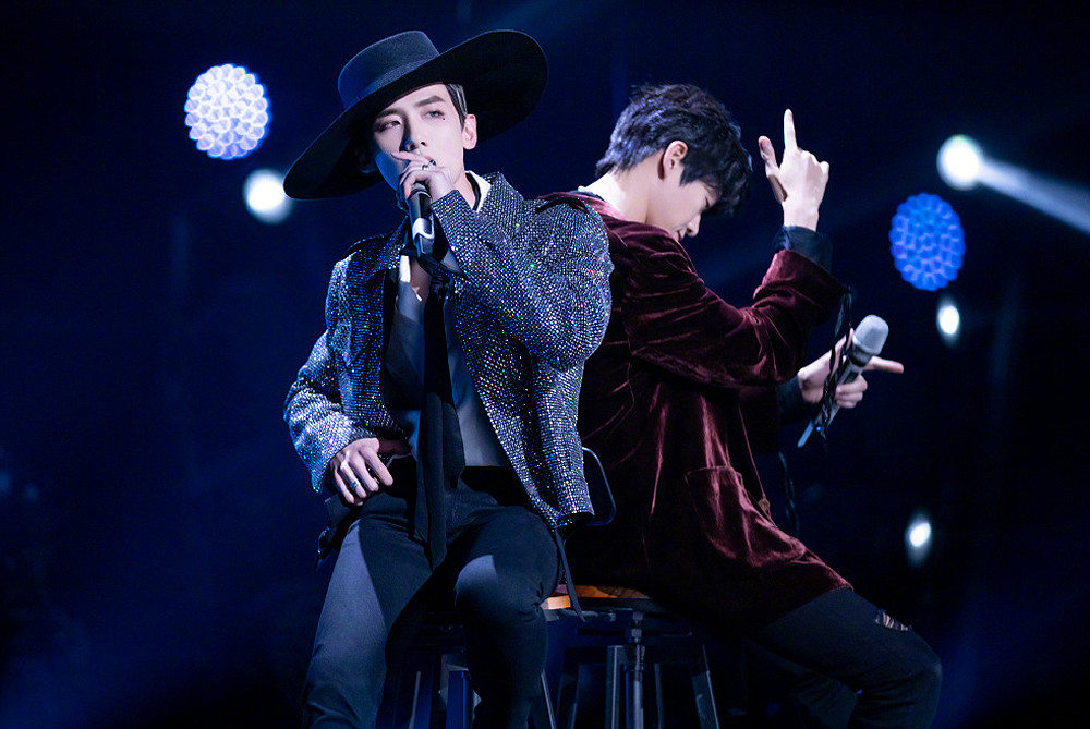 明侦nznd顶牛演唱会搞回忆杀魏晨王鸥隔空对唱山花cp再同台