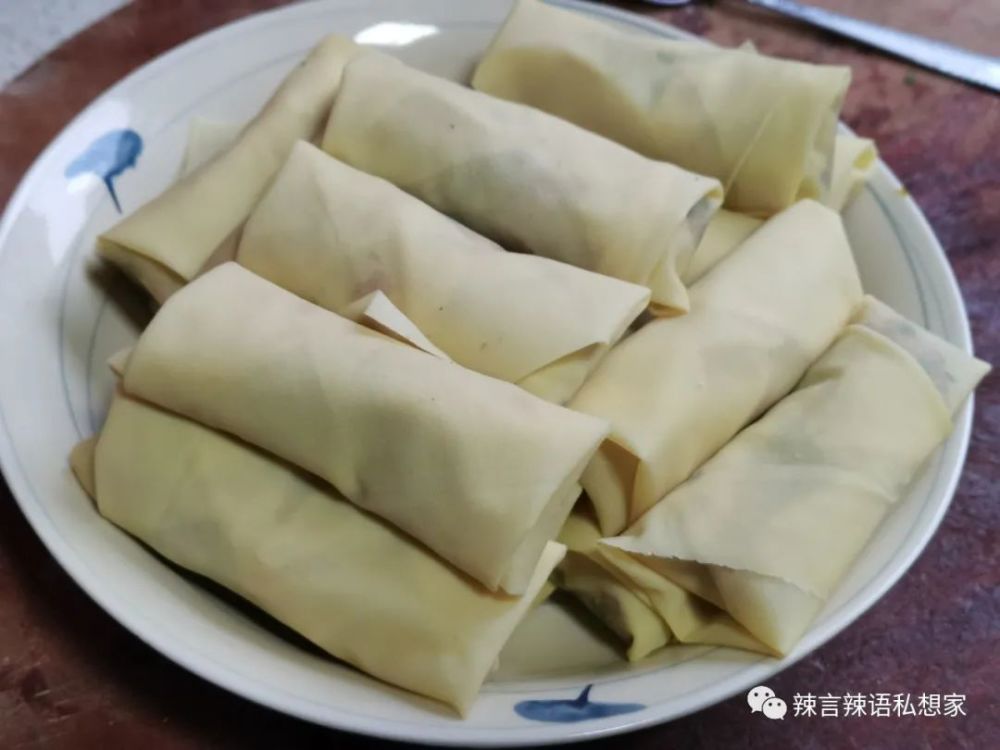 老媽做的千張包做法簡單易操作傳統美食家常味道