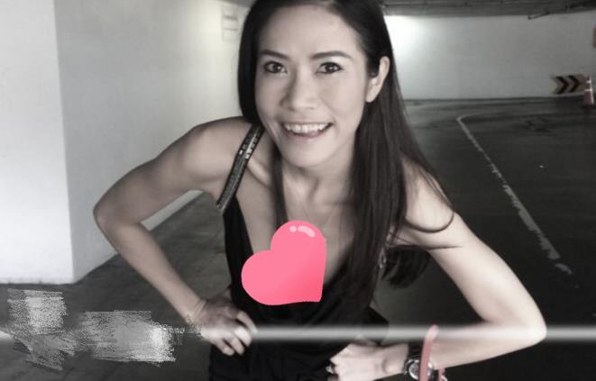 泰贵妃诗妮娜水逆了不雅照露腋毛真辣眼发间别小白花清纯不再