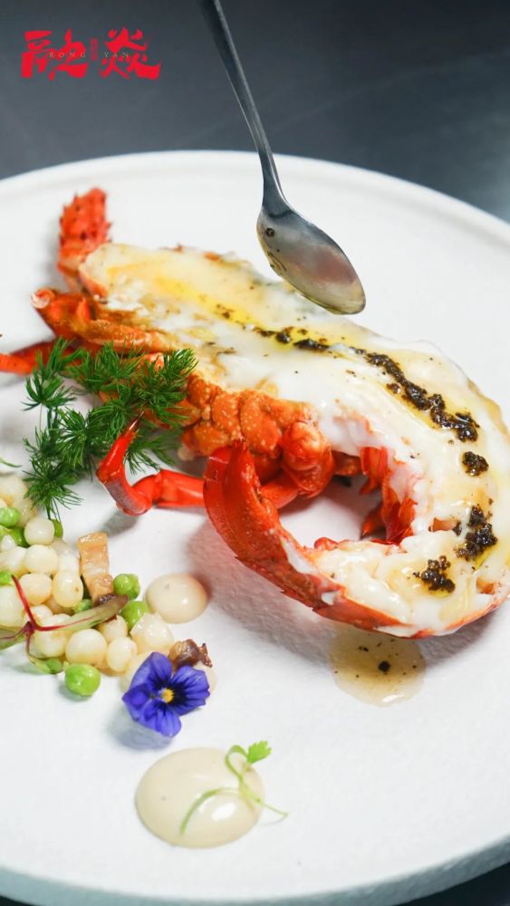 曼哈顿时尚金箔雪花牛排