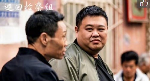 孙越弃搭档岳云鹏，《巡回检察组》客串惊喜多，还有闫学晶和大潘_腾讯新闻