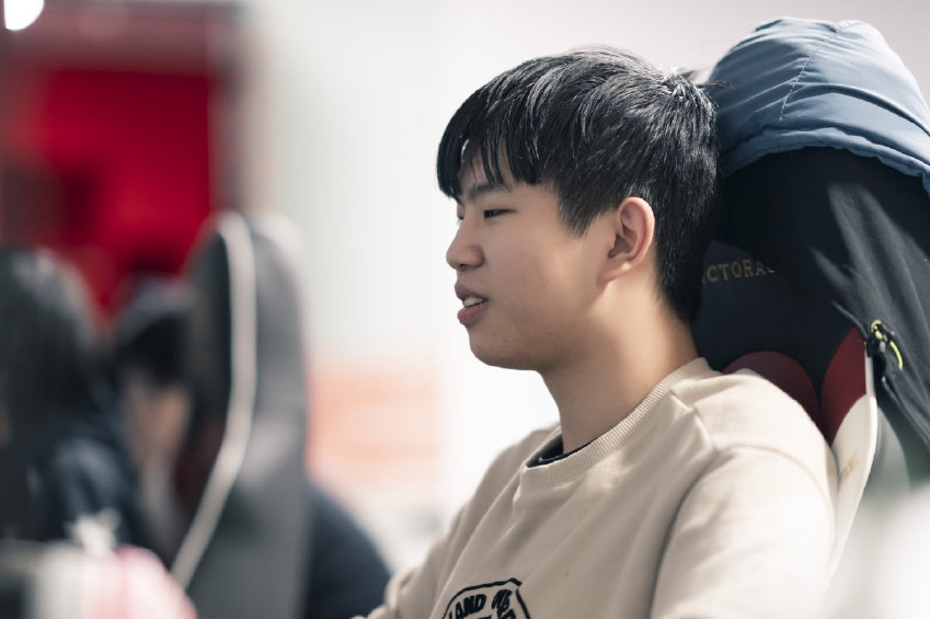 p皇重回tes名单,1个举动惹怒阿水粉丝_腾讯新闻