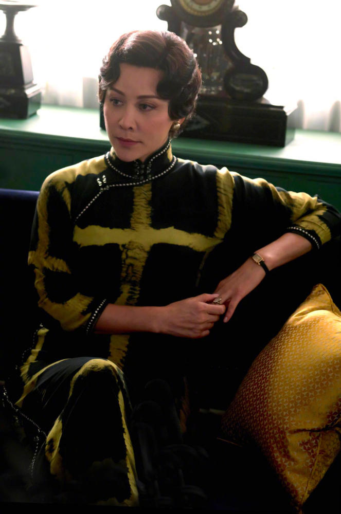 刘嘉玲终于找对风格!微胖身材穿旗袍演绎民国阔太,尽显东方韵味