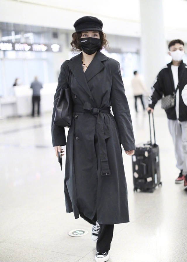 女明星这几套机场私服给你答案,太心机了!|搭配|穿搭|外套|西装