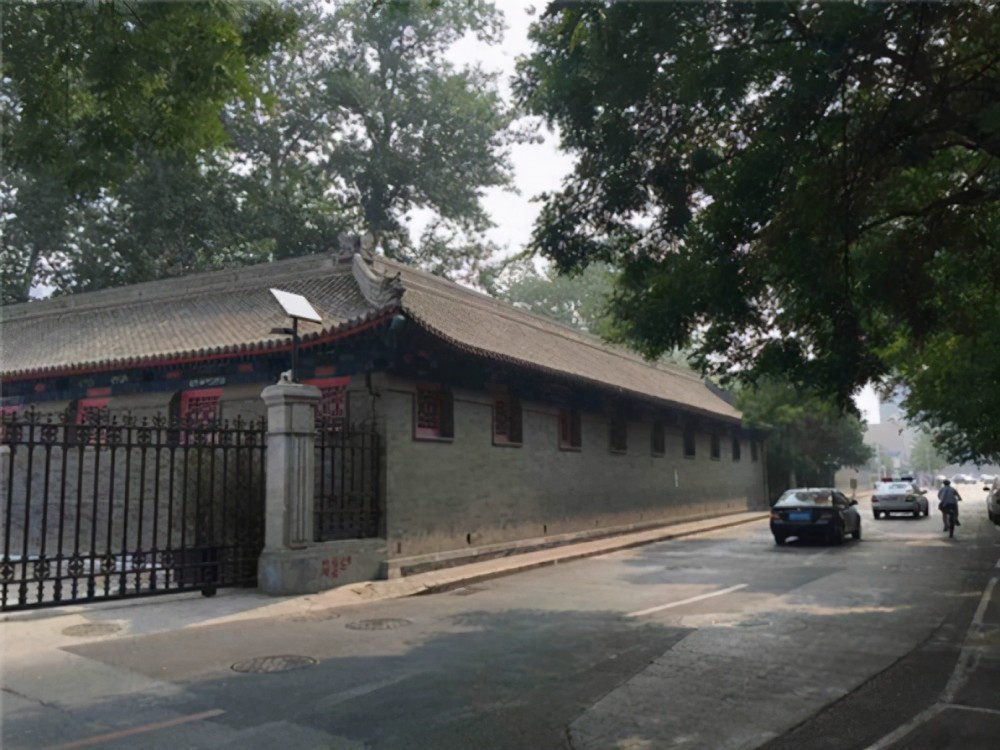 北京的郑亲王府到底发生过什么事被称为四大凶宅之首