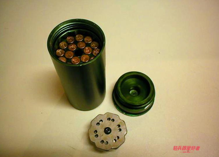 独家干货天女散花般杀伤力令人畏惧的40mm近距离防卫弹