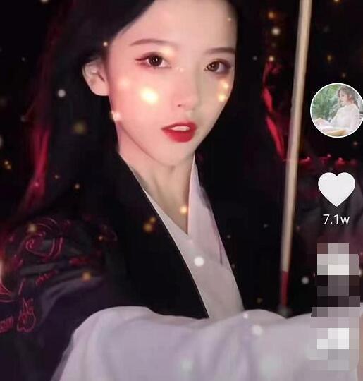 第一古装美女彭十六cos射箭少女粉丝不当女主可惜了