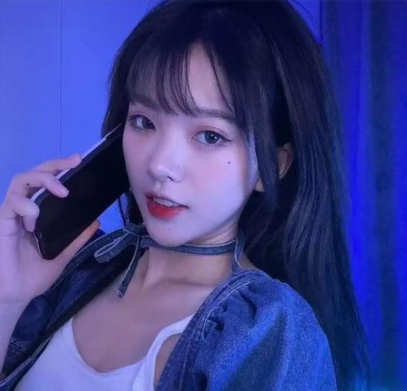 《离人愁》中古装造型再次惊艳所有人,要说彭十六是第一古装女神,估计