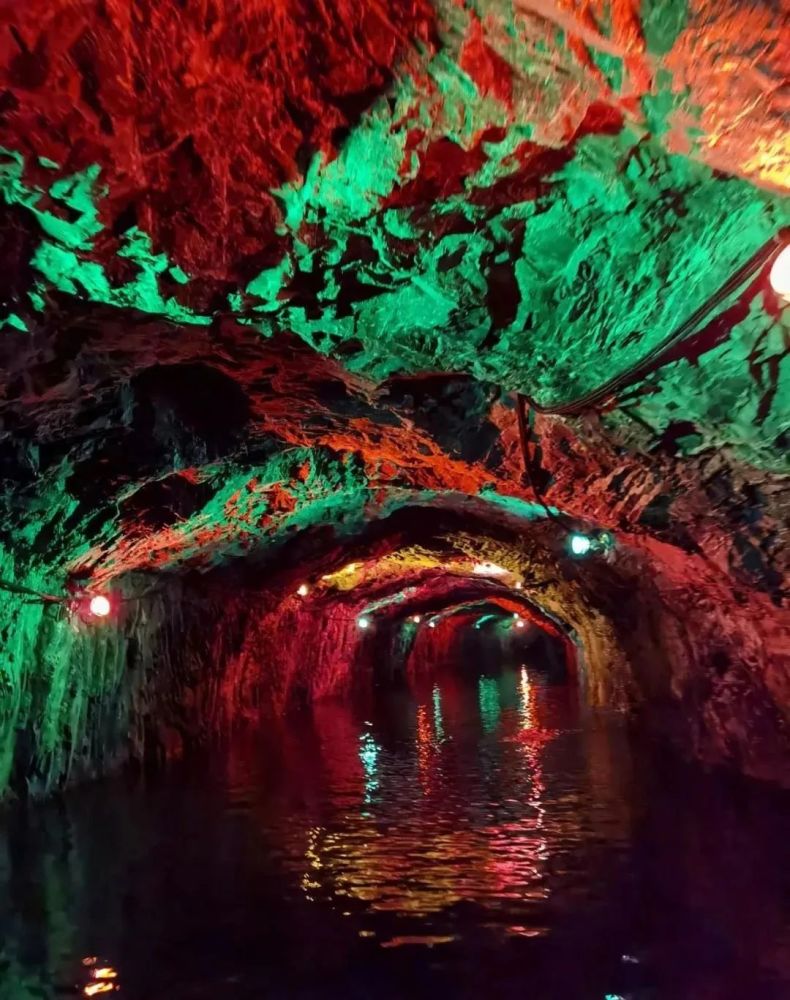 又一大片在婺源开拍丨快来灵岩洞开启您的避暑探班之旅_腾讯新闻