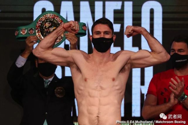 阿瓦雷兹vs史密斯赛前称重图集wbc索尔·阿瓦雷兹卡勒姆·史密斯中量 