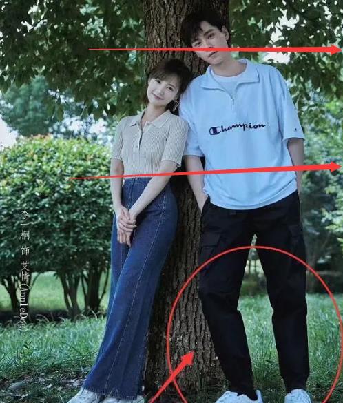 李一桐身高165同框时腿却比身高188胡一天显长谁注意站姿
