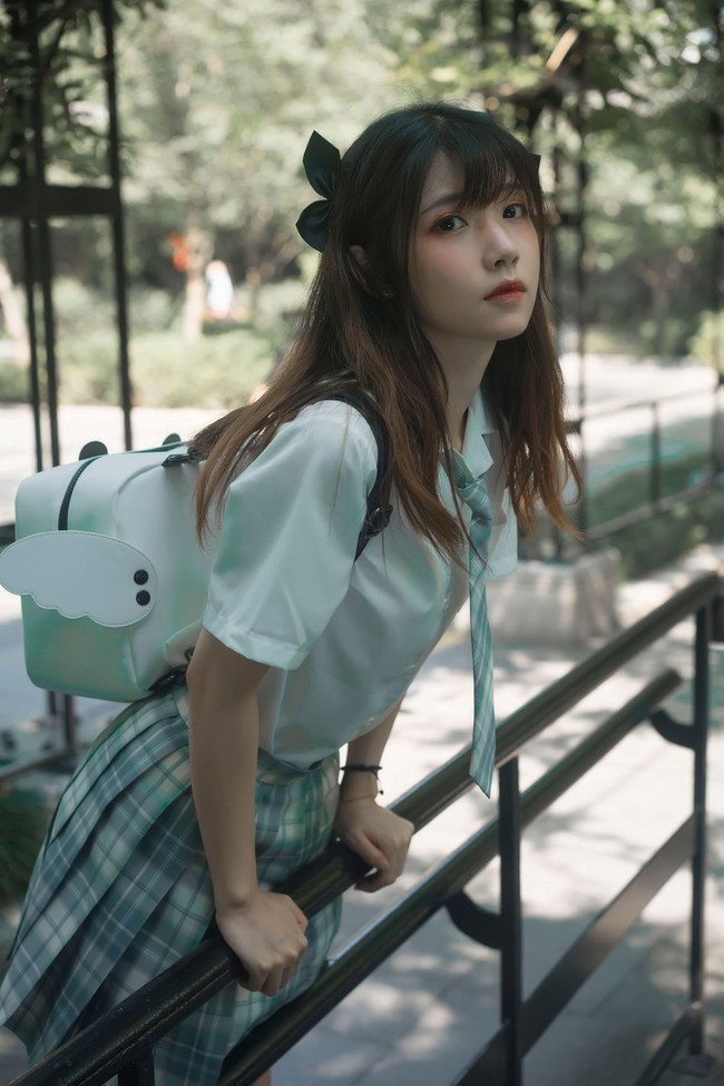 jk少女:啊,小姐姐超级仙气的说