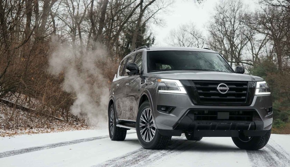 2021年日产无敌舰队armada老旧的恐龙大型家用suv