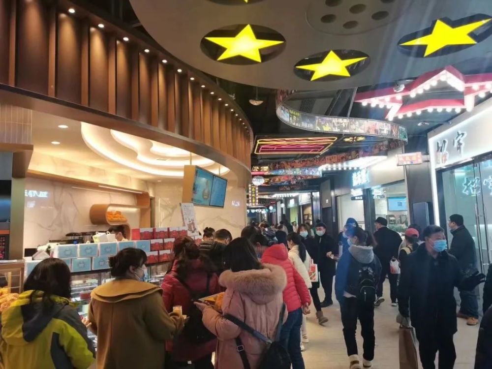 大十字重回巅峰贵阳壹号theone购物中心盛大开业