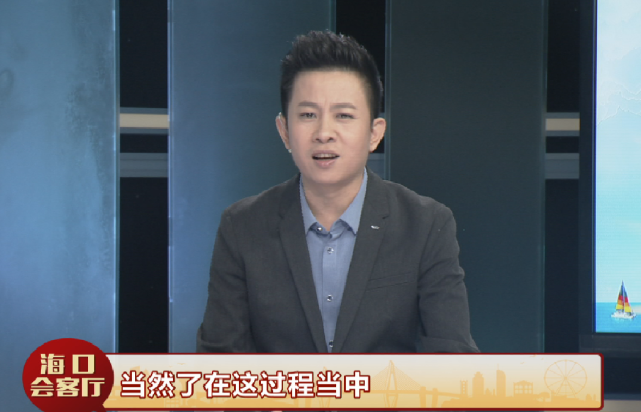 主持人 江南:田丰因为热爱音乐,来到海南后就一头扎进音乐创作中,他