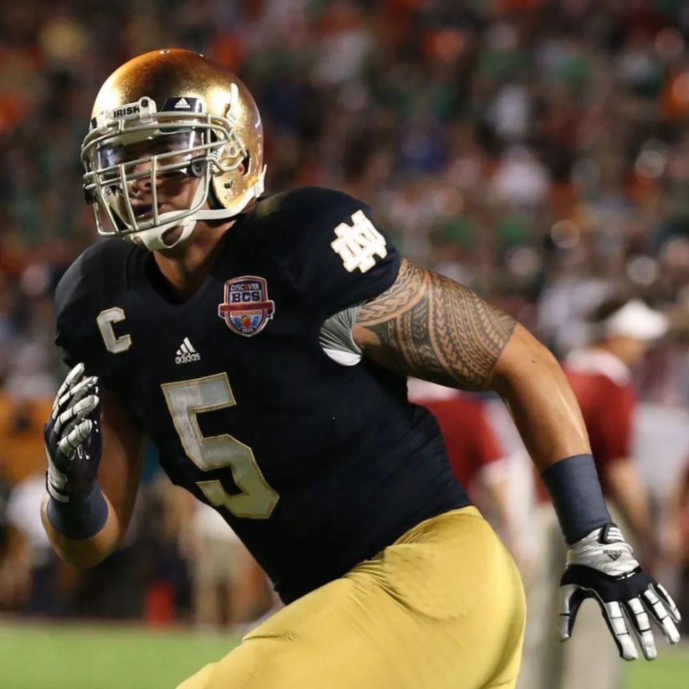 90后知名球星情史赚足眼泪,前女友压根不存在,系男人假扮