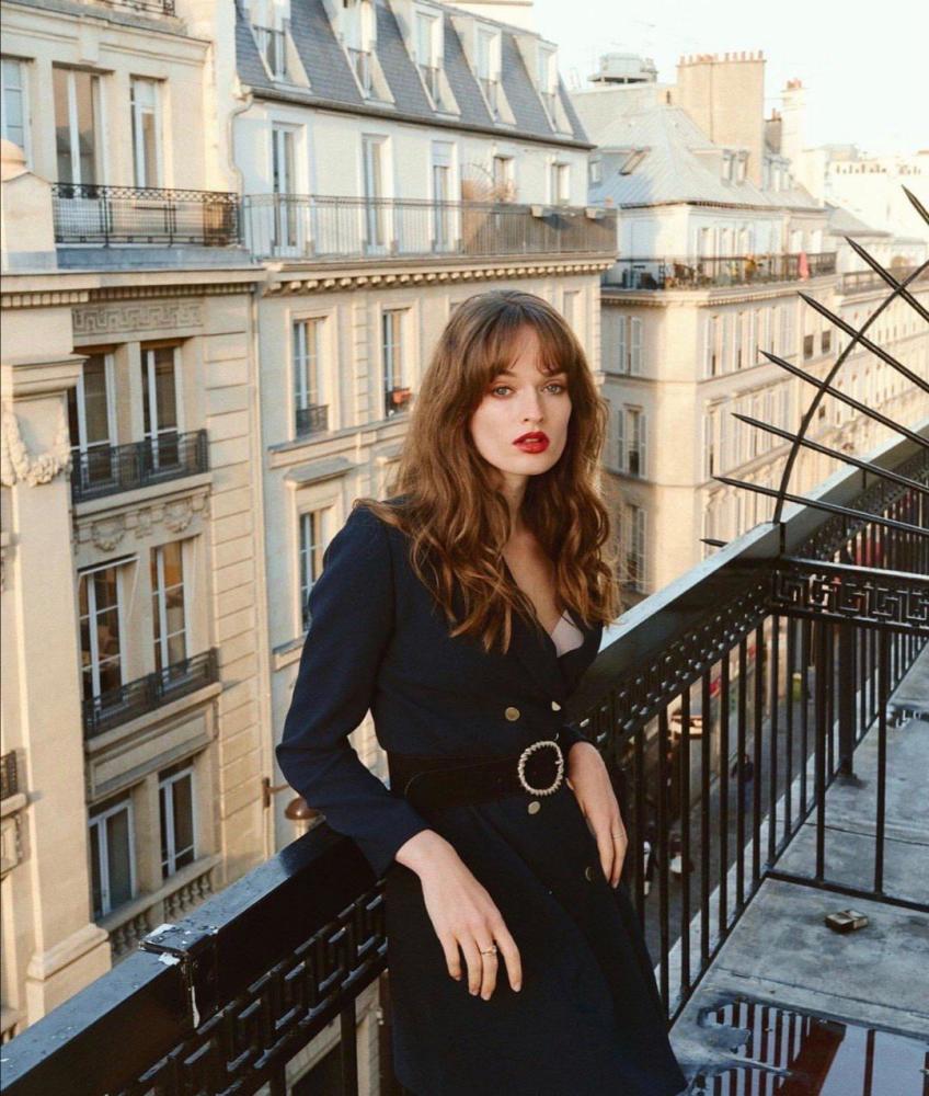 成熟女人偏爱的法式穿搭,大多讲究这四点,造型优雅又高级