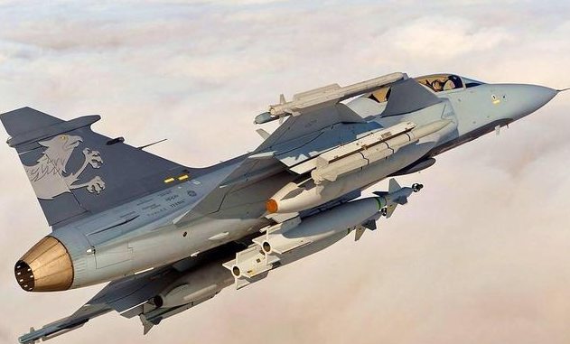 美国f404涡扇发动机,成为很多国家战斗机动力的原因 - 涡扇发动机推力