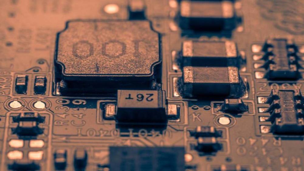 五个热门电子类专业,人才紧缺待遇好,学生没毕业就被预定