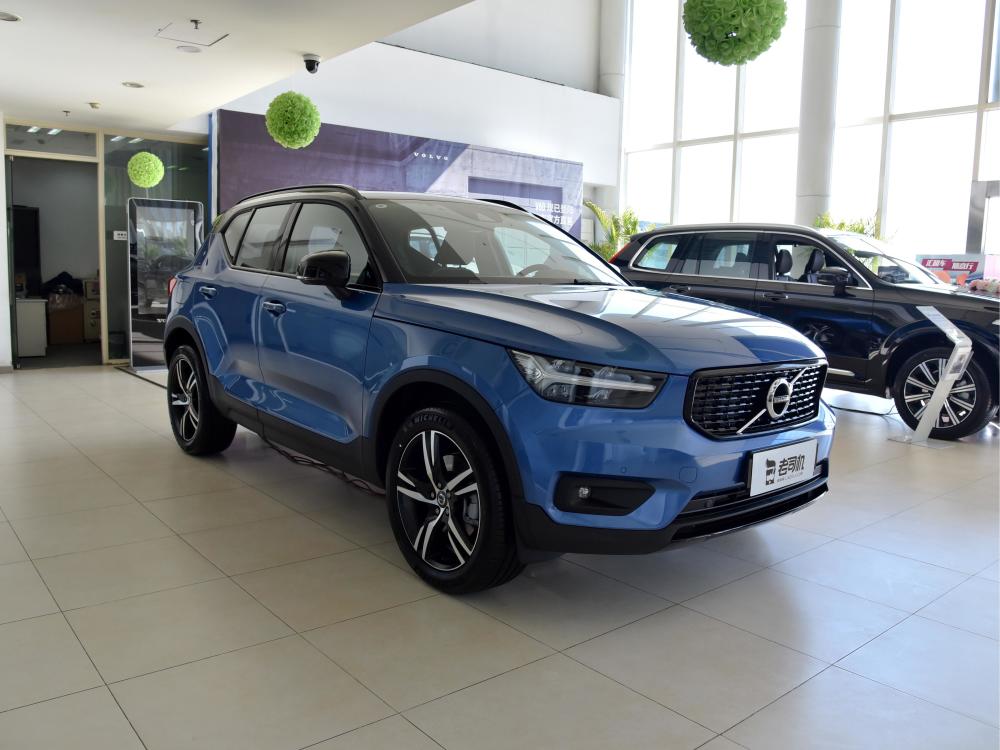 实拍沃尔沃xc40,2.0t 8at,入门版只要26.48万元!