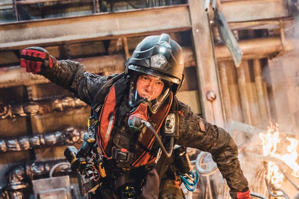 林超贤彭于晏四度联手,《紧急救援》有"中国超级英雄"内味儿了