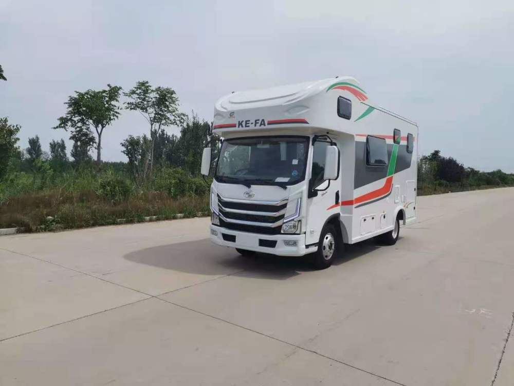 600w太阳能620ah锂电科发北极熊c型房车328万