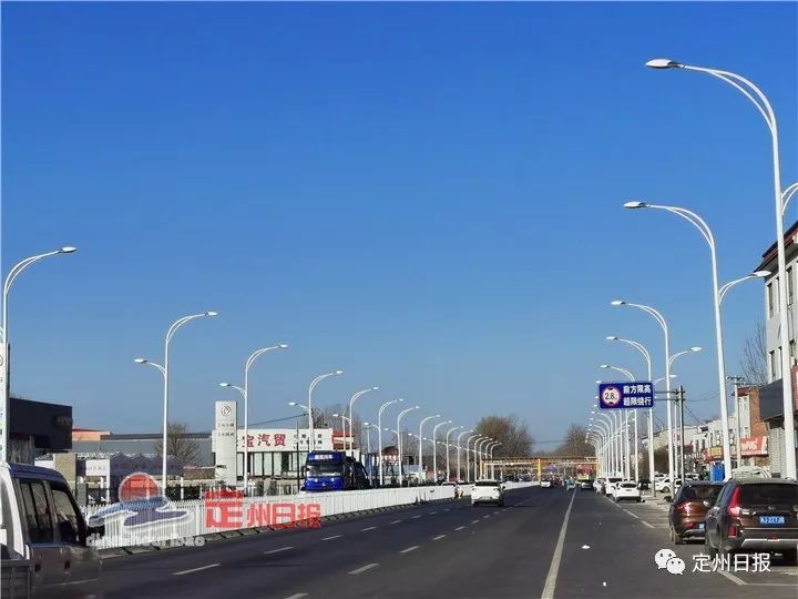 定曲路市区段,建设街商业街,公园路,鼓楼街,市委小街就业街,迎宾大道