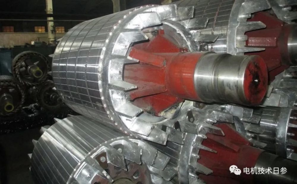 电机导电系统中,笼型转子的工作机理和核心功能!