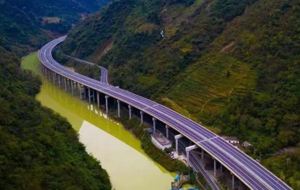 安康至岚皋高速公路将于12月23日开通
