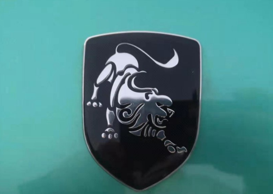 十万出头拥有豪车颜值盾牌狮标面子足三菱机头197马力