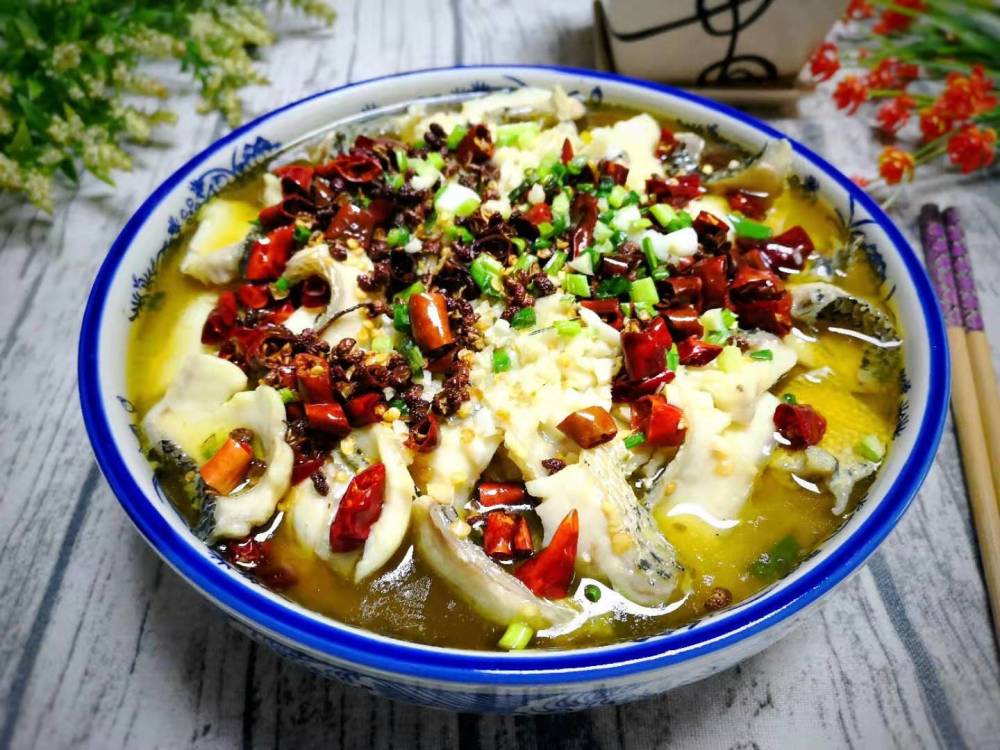 冬天,全家就馋这菜,吃着热乎又营养,经济实惠,汤汁都喝光了