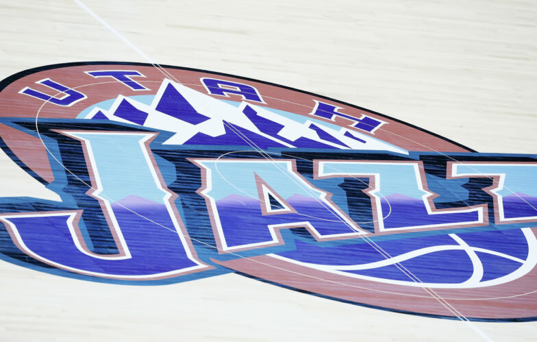 nba理事会批准将爵士交易出售给ryan smith领导的集团_腾讯新闻