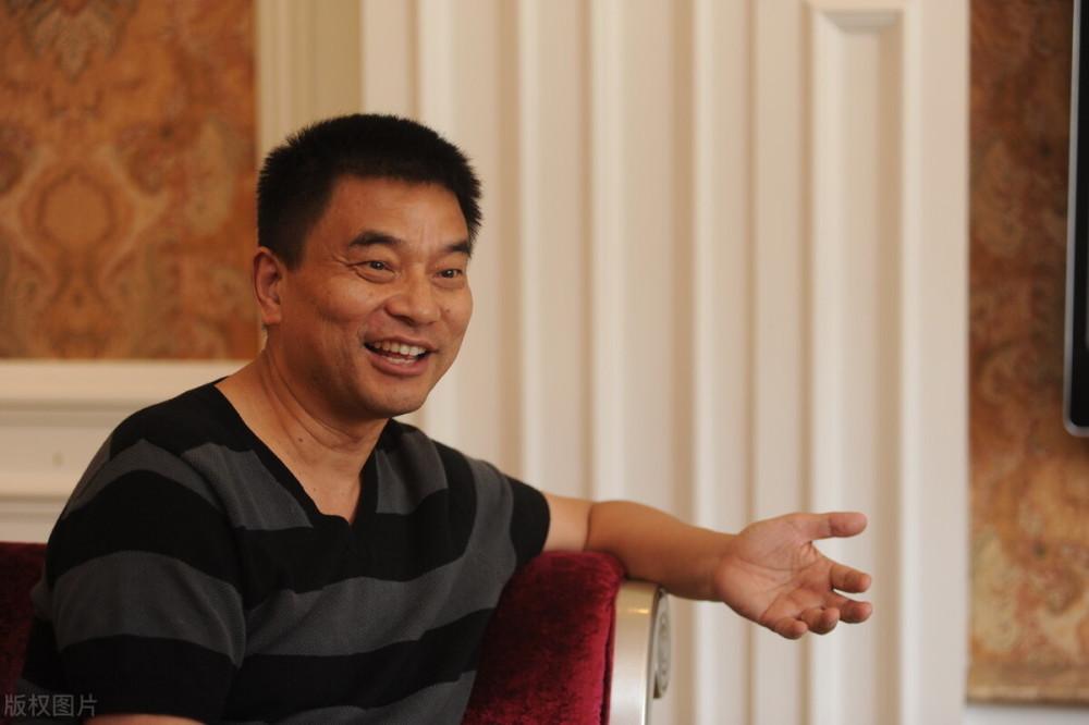 亿元,刘永美60亿元, 不过由于他过继给了他人,已更名为陈育新,刘永言