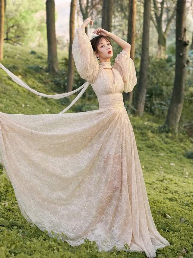 星光大赏热巴造型公认最美杨紫腰太抢镜还在后台给肖战加油